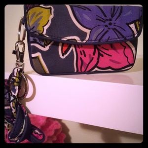 Jen zip ID w/ lanyard
